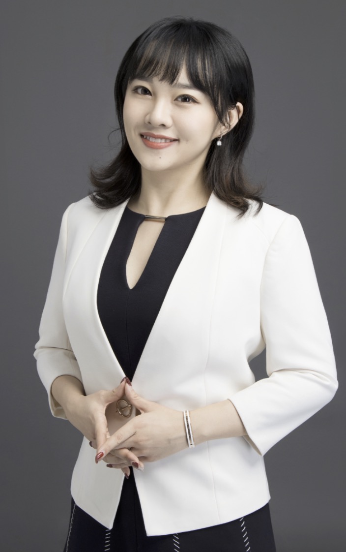 深圳广播电影电视集团-主持人:涵艺